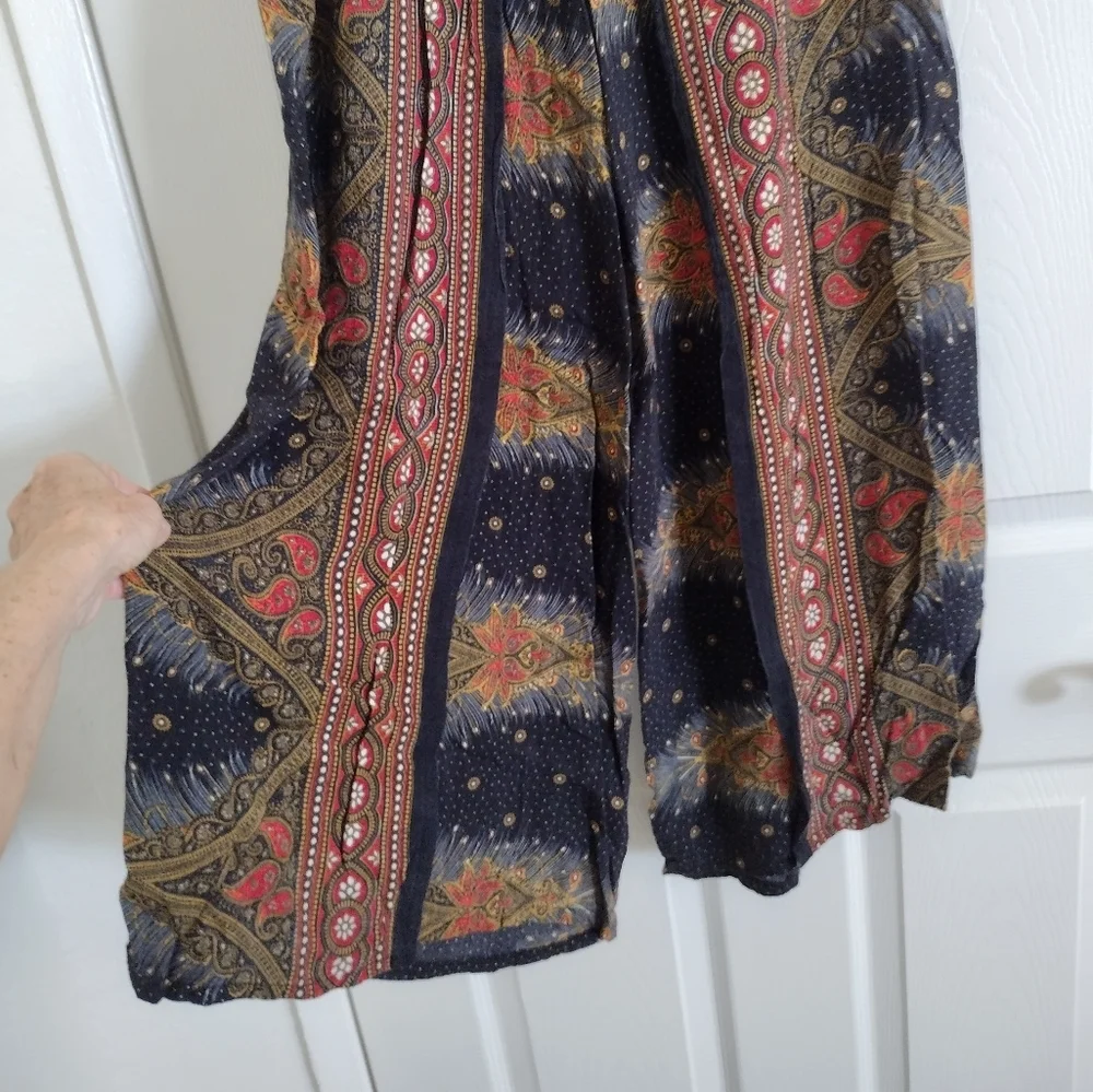 Women's Print Pants - Picture 2 of 3